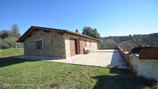 Foto Casale in SP11, Sinalunga Centro di 70 m² con 4 locali in vendita