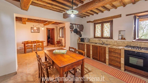 Foto Casale a Orvieto di 200 m² in vendita