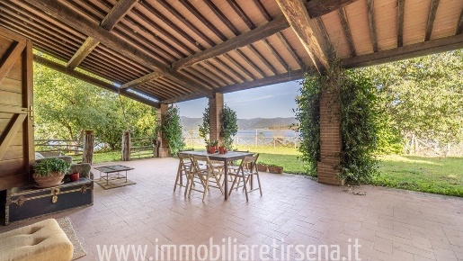 Foto Casale a Orvieto di 287 m² in vendita