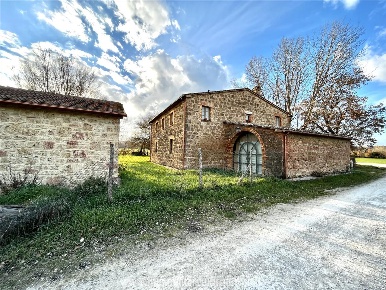 Foto Casale a Sarteano di 350 m² con 13 locali in vendita