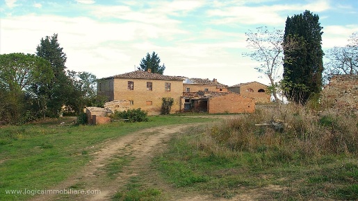 Foto Casale in SP14, Montalcino di 975 m² con 25 locali in vendita