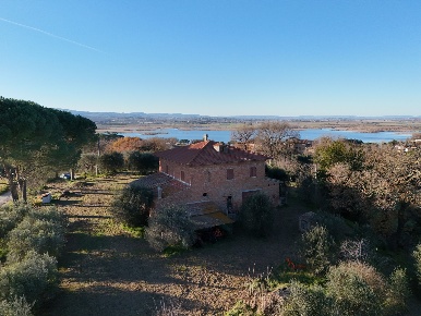 Foto Casale in Via Guidonami 16, Castiglione del Lago I Guidonami di 250 m²