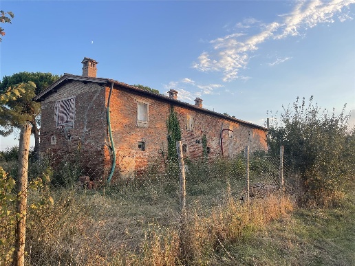 casa indipendente in vendita a Castiglione del Lago in zona Piana