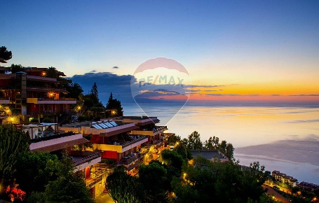 Foto Multiproprietà in Residence Letojanni, Letojanni di 50 m² con 2 locali