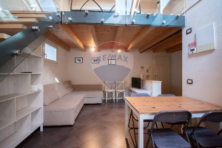 Foto Loft in Via Sambuco, Iseo Centro di 73 m² con 1 locali in vendita