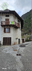 Foto Duplex in F.LLI BRONZETTI, Bondone Baitoni di 113 m² con 4 locali