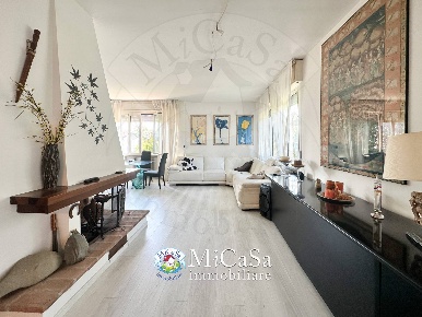 Foto Duplex in Via Degli alberi, Pisa Tirrenia di 154 m² con 5 locali