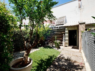 Foto Loft in Via Giovanni Di Cagno Abbrescia, Bari Japigia di 205 m²