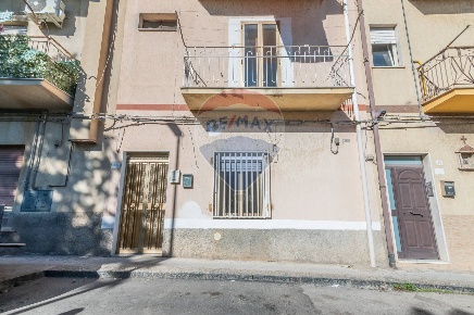 Foto Loft in Via Ragusa, Caltagirone Centro di 67 m² con 1 locali