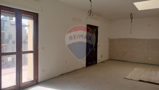 Foto Duplex in via calderara, Abbiategrasso di 170 m² con 5 locali