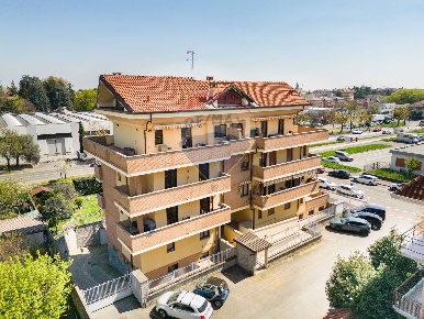 Foto Duplex in via Sauro, Legnano di 89 m² con 2 locali in vendita