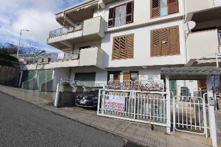 Foto Duplex in VIA GEROLAMO SAMBIASE, Cosenza Acquedotto di 257 m²