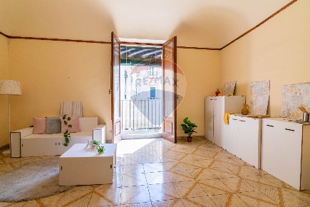 Foto Duplex in Via Rosario Currò, Acireale Centro Storico di 107 m²