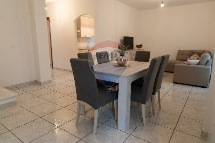 Foto Duplex in COLLE PAGNOTTO, Fara Filiorum Petri di 178 m² con 5 locali