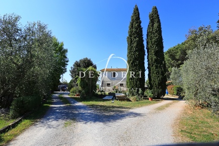 Foto Casale in Sant'Andrea, Magliano in Toscana di 170 m² con 7 locali