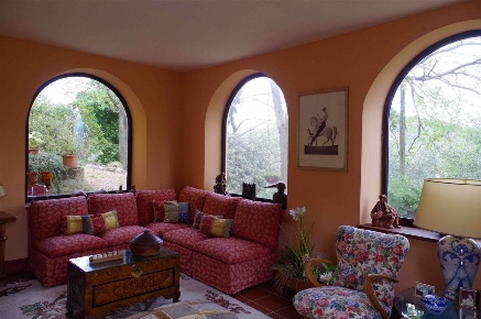 Foto Casale in VIA GARIBALDI, Pontassieve Centro di 240 m² con 10 locali