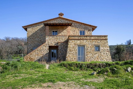 Foto Casale in VINCI, Vinci Centro di 336 m² con 9 locali in vendita