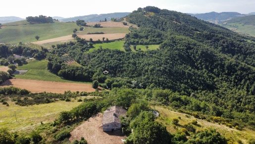 Foto Casale in localitÃ  montalto tarugo, Fossombrone di 443 m² in vendita