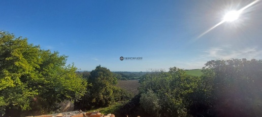 Foto Casale in via metaurilia, Fano Caminate di 377 m² con 6 locali