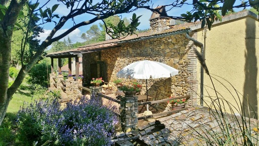 Foto Casale a Gavorrano di 160 m² con 4 locali in vendita