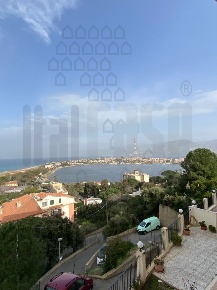 Foto Appartamento in granatari, Messina Torre Faro di 100 m² con 3 locali