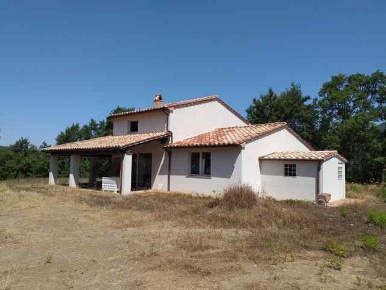 Foto Casale a Sorano di 140 m² con 5 locali in vendita