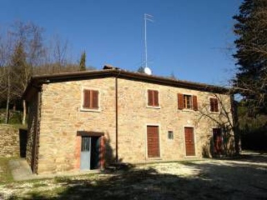 Foto Casale a Arezzo Palazzo del Pero di 340 m² con 7 locali in vendita