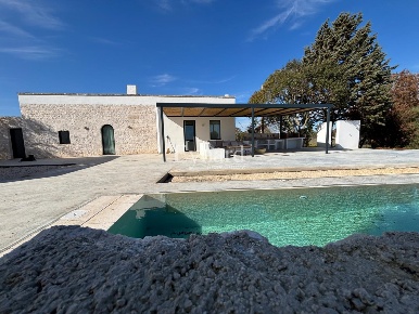 Foto Casale a Ostuni Via Ludovico, Corso Umberto I, Vittorio Emanuele