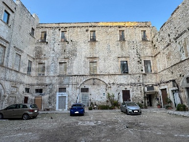 Foto Loft in DUOMO, Giovinazzo di 100 m² con 1 locali in vendita