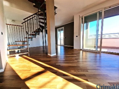 Foto Duplex in Via Villoresi 0, Corbetta Centro di 122 m² con 3 locali