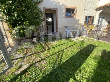 Foto Loft in Via Canale - VallinsÃ¹ 37, Scoppito di 100 m² con 2 locali