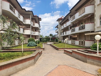 Foto Duplex in Via monte bianco 9/A, Ossona Centro di 96 m² con 3 locali