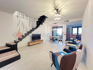 Foto Duplex in O. Mazzitelli, Bari Poggiofranco di 112 m² con 3 locali