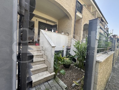 Foto Duplex in Via SAN MATTEO 7, Marino Castelluccia - Fontana Sala