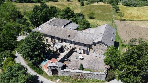 Foto Casale in Frazione ossella, Valmozzola di 390 m² con 9 locali