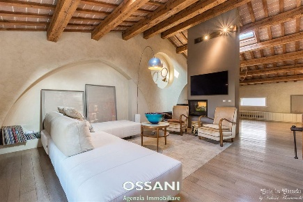 Foto Loft in CORSO MATTEOTTI, Faenza di 241 m² con 4 locali in vendita