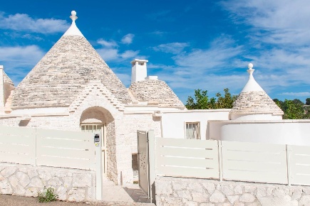 Foto Trullo in Contrada Francescone  87, Locorotondo di 118 m² con 5 locali