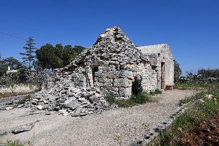 Foto Trullo in C.da Curcio s.n, Alberobello Centro di 20 m² con 2 locali