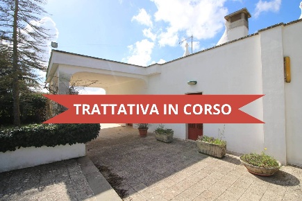 Foto Trullo in Via Mottola, Martina Franca di 120 m² con 4 locali