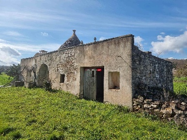 Foto Trullo in Contrada Recupero, Ceglie Messapica di 120 m² con 4 locali