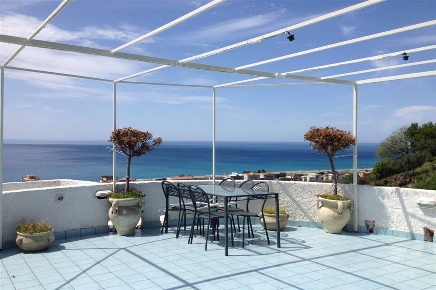 Foto Trullo a Falconara Albanese Torremezzo Di Falconara di 80 m²