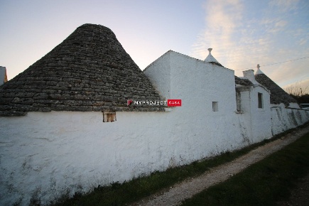 Foto Trullo in Strada Cisternino  187, Martina Franca di 230 m² in vendita