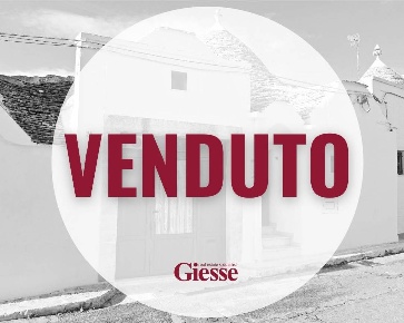 Foto Trullo in Via Monte Grappa 26, Alberobello Centro di 128 m² in vendita