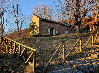 Foto Abitazione tipica a Fiumalbo di 120 m² con 4 locali in vendita