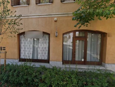 Foto Negozio in Corso Giuseppe Mazzini, Montebelluna Centro di 153 m²