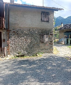 Foto Rustico in via Albard, Donnas di 71 m² con 2 locali in vendita