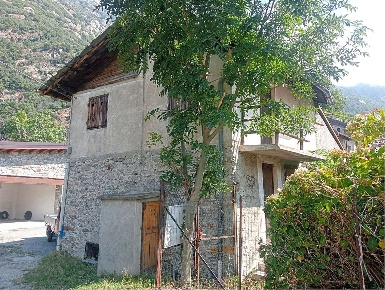 Foto Rustico in via Albard, Donnas di 71 m² con 2 locali in vendita