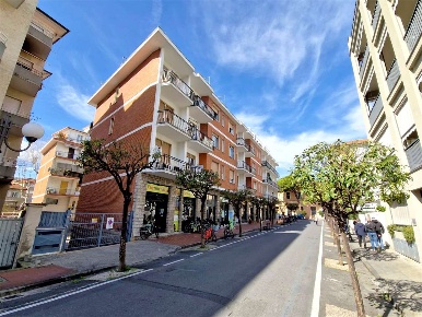 Foto Appartamento in piazza mazzini 13, Diano Marina Centro di 78 m²
