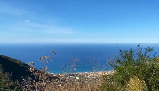 Foto Rustico in Contrada Serre - Via Batia 1, Cefalù di 34 m² con 1 locali