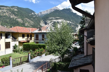 Foto Villa a schiera in Corso Ortigara 7, Oulx Centro di 36 m² con 2 locali